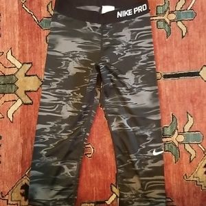 Nike Pro exercise capris